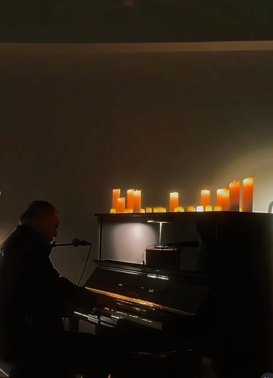 Ty Wagner live performance